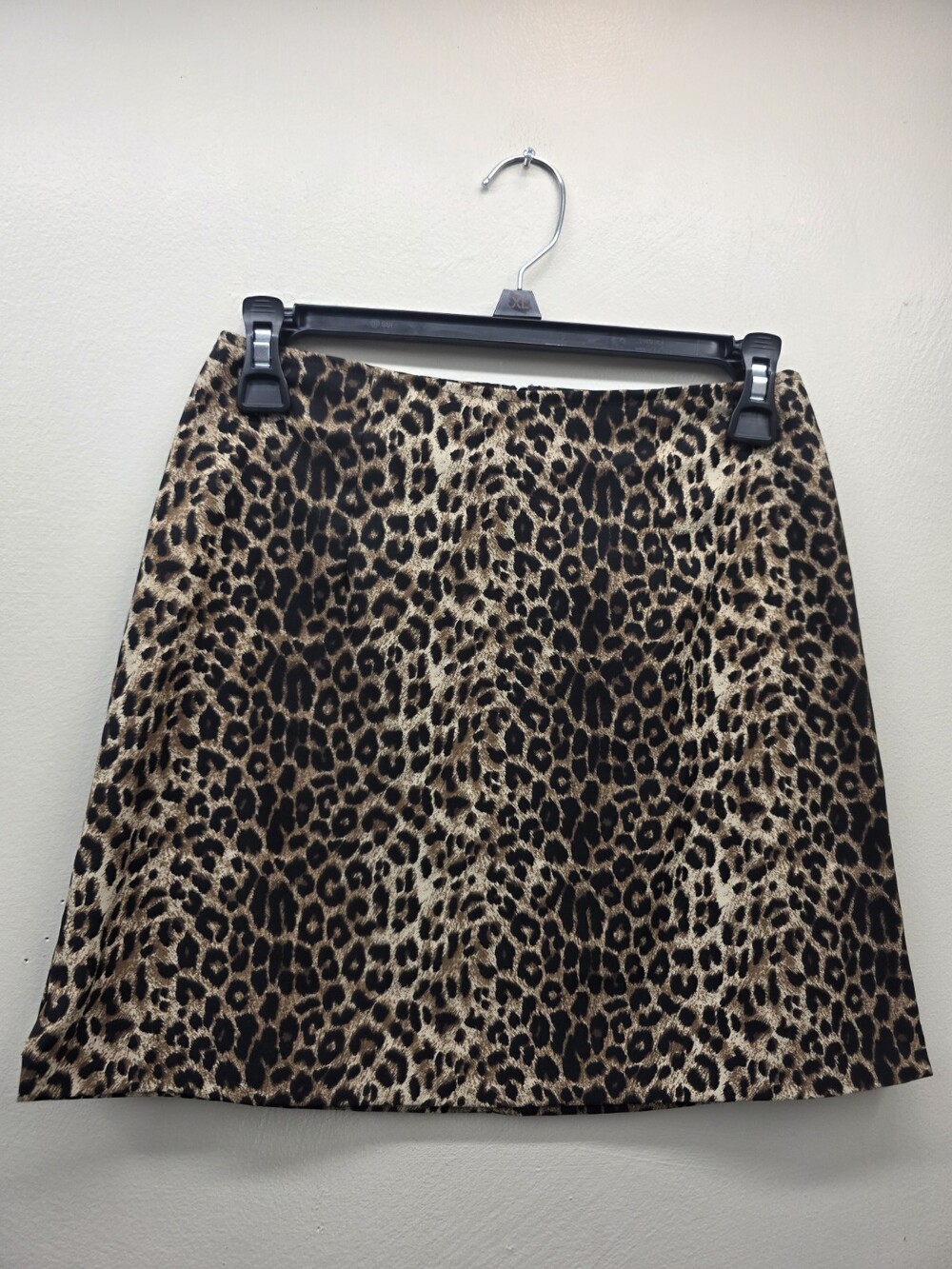 Wrapper Brand Women's Leopard Animal Print Size 5/6